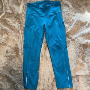 Fast and Free 23” Size 4 lululemon leggings